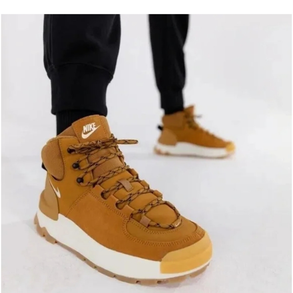 Nike City Classic Sneaker Boots Wheat Camel Tan Brown - Size 8 NWOT No Box - Picture 14 of 15